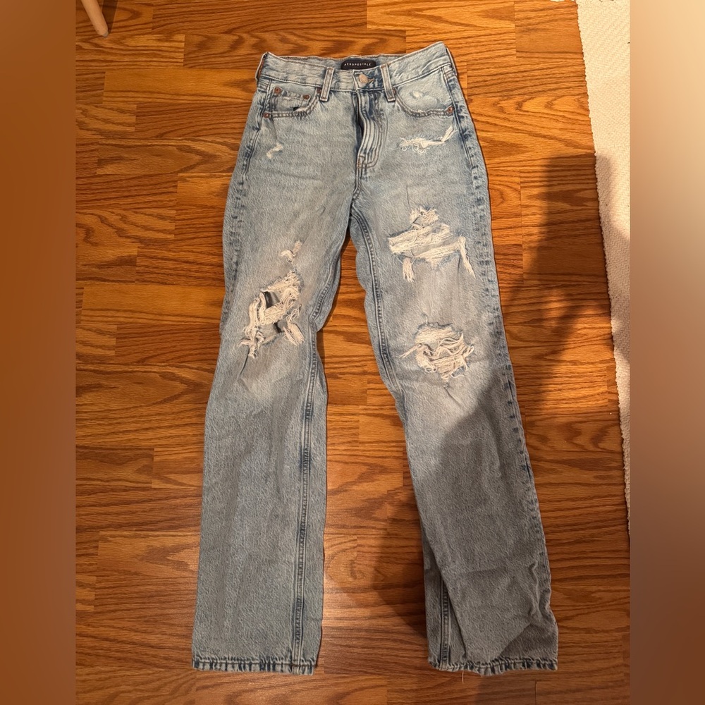 Aeropastle Light Wash High Rise Jeans